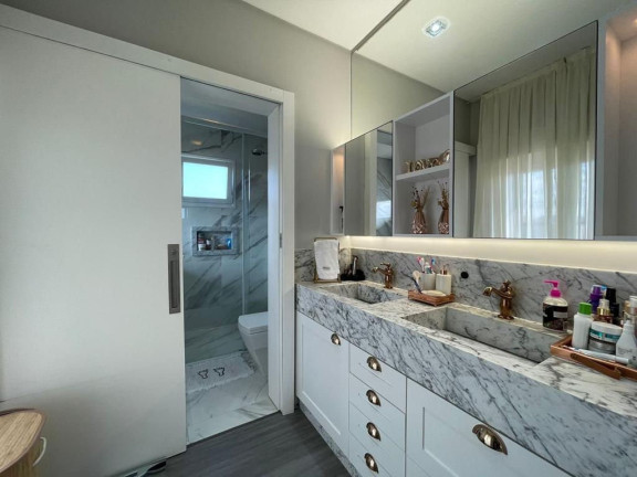 Imagem Casa com 3 Quartos à Venda, 289 m² em Santa Regina - Camboriú Imagem Casa com 3 Quartos à Venda, 289 m² em Santa Regina - Camboriú