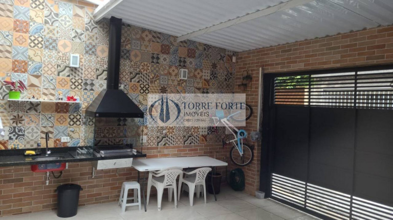 Imagem Casa com 2 Quartos à Venda, 120 m² em Vila Carrão - São Paulo Imagem Casa com 2 Quartos à Venda, 120 m² em Vila Carrão - São Paulo