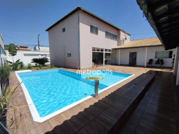 Imagem Sobrado com 6 Quartos à Venda, 339 m² em Centro - Getulina
