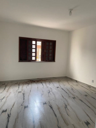 Imagem Casa com 4 Quartos à Venda, 420 m² em Castelo - Belo Horizonte Imagem Casa com 4 Quartos à Venda, 420 m² em Castelo - Belo Horizonte