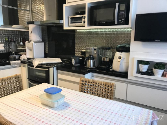 Imagem Apartamento com 4 Quartos à Venda, 180 m² em Centro - Guarapari