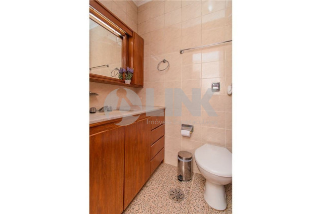 Imagem Imóvel com 3 Quartos à Venda, 281 m² em Cristo Redentor - Porto Alegre Imagem Imóvel com 3 Quartos à Venda, 281 m² em Cristo Redentor - Porto Alegre