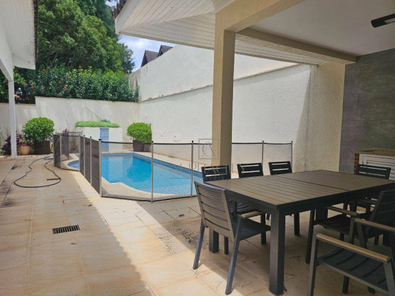 Imagem Casa com 4 Quartos à Venda, 391 m² em Alphaville 04 - Santana De Parnaíba Imagem Casa com 4 Quartos à Venda, 391 m² em Alphaville 04 - Santana De Parnaíba