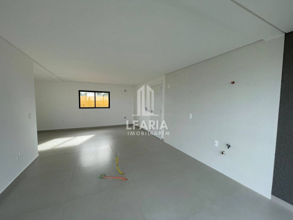Imagem Apartamento com 3 Quartos à Venda, em Mariluz - Itapoá Imagem Apartamento com 3 Quartos à Venda, em Mariluz - Itapoá