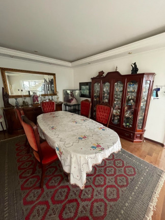 Imagem Imóvel com 4 Quartos à Venda, 497 m² em Centro - Tatuí Imagem Imóvel com 4 Quartos à Venda, 497 m² em Centro - Tatuí