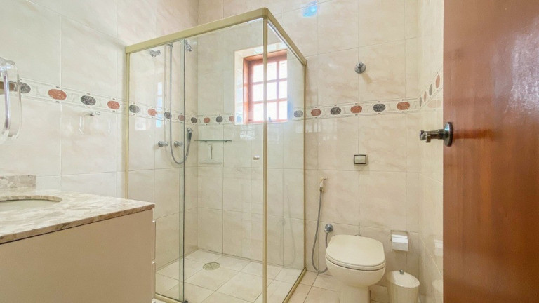 Imagem Casa com 5 Quartos à Venda, 275 m² em Cambuci - São Paulo Imagem Casa com 5 Quartos à Venda, 275 m² em Cambuci - São Paulo