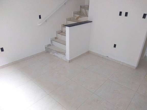 Imagem Sobrado com 2 Quartos à Venda, 60 m² em Solemar - Praia Grande Imagem Sobrado com 2 Quartos à Venda, 60 m² em Solemar - Praia Grande