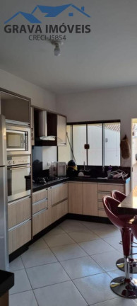 Imagem Casa com 3 Quartos à Venda, 249 m² em Vila Santa Izabel - Maringá Imagem Casa com 3 Quartos à Venda, 249 m² em Vila Santa Izabel - Maringá