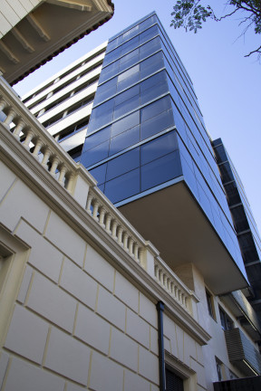 Imagem Apartamento com 2 Quartos à Venda, 85 m² em Moinhos De Vento - Porto Alegre Imagem Apartamento com 2 Quartos à Venda, 85 m² em Moinhos De Vento - Porto Alegre