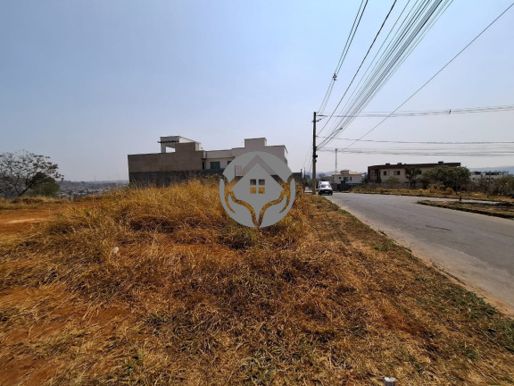 Imagem Imóvel à Venda, 297 m² em Liberdade - Santa Luzia Imagem Imóvel à Venda, 297 m² em Liberdade - Santa Luzia
