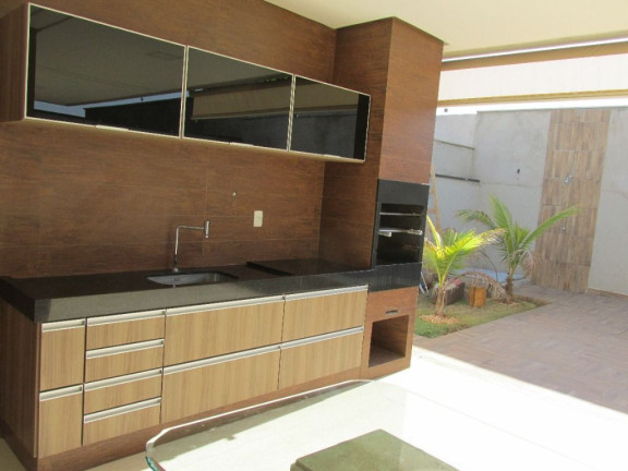 Imagem Sobrado com 3 Quartos à Venda, 268 m² em Residencial Goiânia Golfe Clube - Goiânia Imagem Sobrado com 3 Quartos à Venda, 268 m² em Residencial Goiânia Golfe Clube - Goiânia