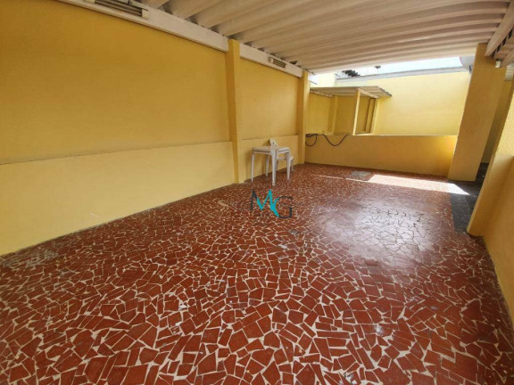 Imagem Casa com 3 Quartos à Venda, 220 m² em Campo Grande - Rio De Janeiro