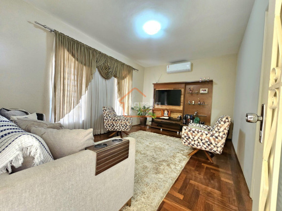 Casa com 3 Quartos à Venda, 250 m² em Vila São José - Mogi Mirim