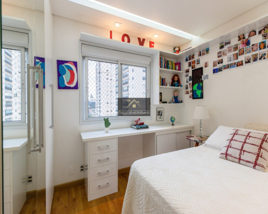 Imagem Apartamento com 3 Quartos à Venda, 133 m² em Jardim Campo Grande - São Paulo