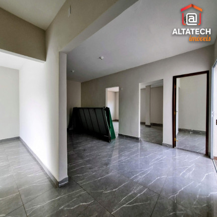Imagem Casa com 3 Quartos à Venda, 300 m² em Country Club - Poços De Caldas Imagem Casa com 3 Quartos à Venda, 300 m² em Country Club - Poços De Caldas