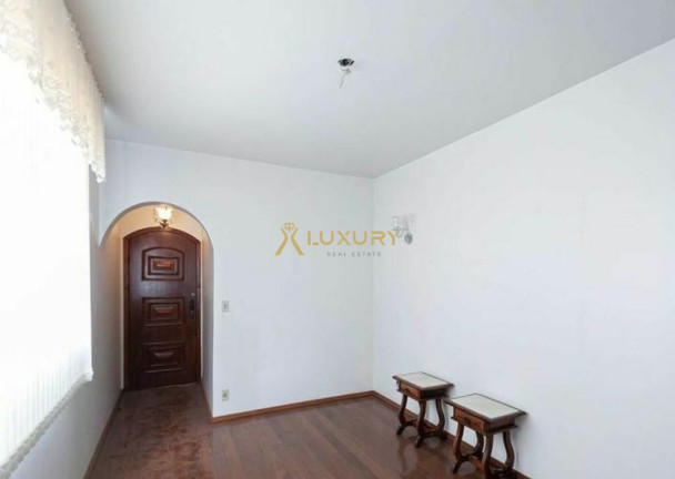 Imagem Imóvel com 4 Quartos à Venda, 130 m² em Lourdes - Belo Horizonte Imagem Imóvel com 4 Quartos à Venda, 130 m² em Lourdes - Belo Horizonte