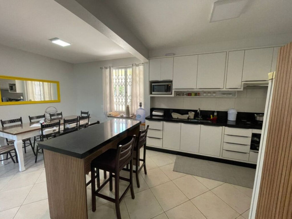 Imagem Casa com 5 Quartos à Venda, 245 m² em Governador Celso Ramos - Governador Celso Ramos Imagem Casa com 5 Quartos à Venda, 245 m² em Governador Celso Ramos - Governador Celso Ramos