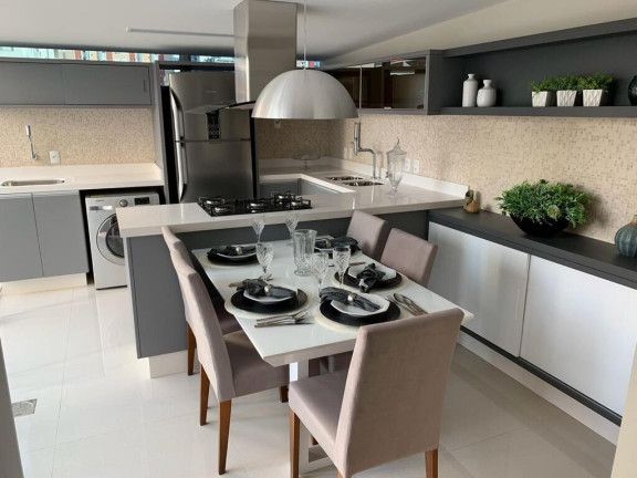 Imagem Cobertura com 3 Quartos à Venda, 135 m² em Centro - Florianópolis Imagem Cobertura com 3 Quartos à Venda, 135 m² em Centro - Florianópolis
