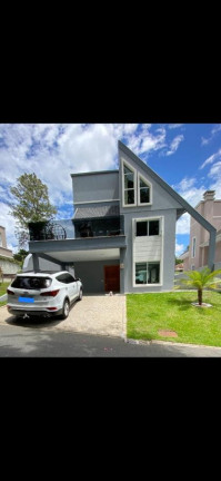 Imagem Casa com 3 Quartos à Venda, 240 m² em Santa Felicidade - Curitiba Imagem Casa com 3 Quartos à Venda, 240 m² em Santa Felicidade - Curitiba
