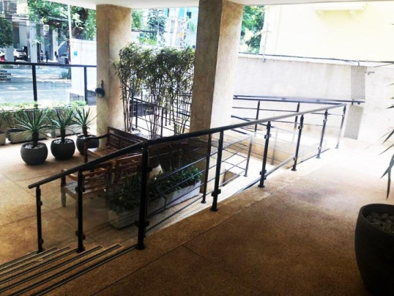 Imagem Apartamento com 2 Quartos à Venda, 198 m² em Cerqueira César - São Paulo