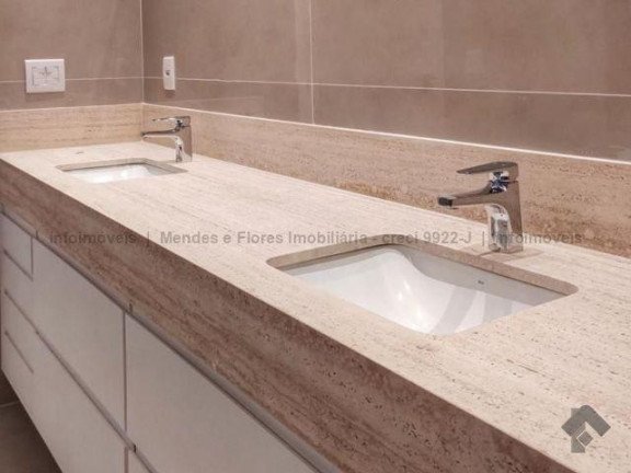 Imagem Sobrado com 4 Quartos à Venda, 355 m² em Coronel Antonino - Campo Grande