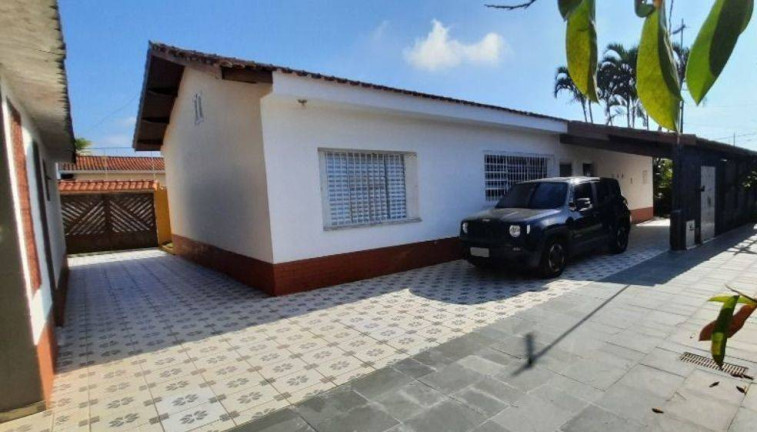 Imagem Casa com 4 Quartos à Venda, 479 m² em Florida - Peruíbe Imagem Casa com 4 Quartos à Venda, 479 m² em Florida - Peruíbe