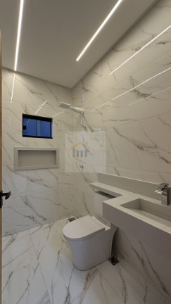 Imagem Casa com 4 Quartos à Venda, 218 m² em Jardim Presidente - Goiânia