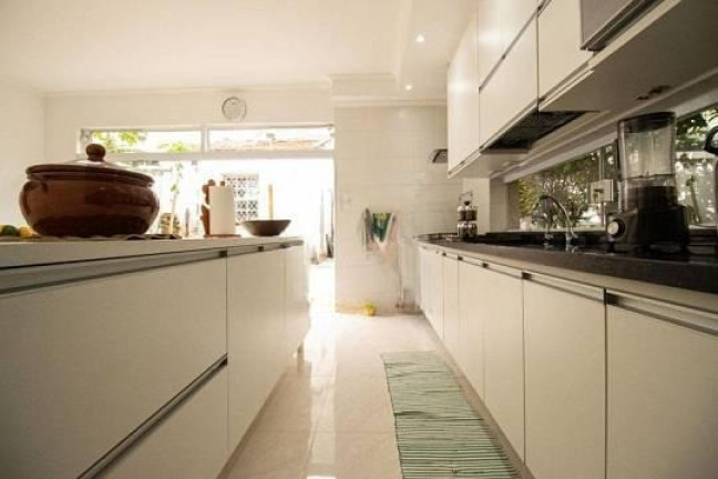 Imagem Casa com 3 Quartos à Venda, 234 m² em Vila Mariana - São Paulo Imagem Casa com 3 Quartos à Venda, 234 m² em Vila Mariana - São Paulo