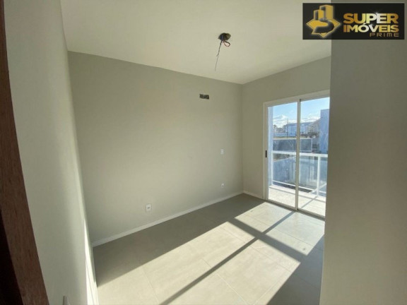 Imagem Casa com 2 Quartos à Venda, 130 m² em Laranjal - Pelotas