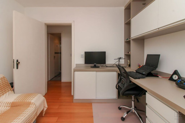 Imagem Apartamento com 3 Quartos à Venda, 71 m² em Vila Nova - Porto Alegre Imagem Apartamento com 3 Quartos à Venda, 71 m² em Vila Nova - Porto Alegre