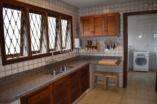 Imagem Casa com 4 Quartos à Venda, 360 m² em Região Do Alto Da Vila Inglesa - Campos Do Jordão Imagem Casa com 4 Quartos à Venda, 360 m² em Região Do Alto Da Vila Inglesa - Campos Do Jordão