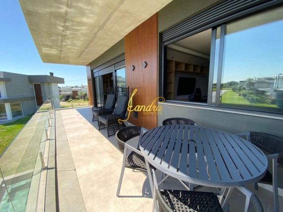 Imagem Casa de Condomínio com 5 Quartos à Venda, 428 m² em Capão Ilhas Resort - Capão Da Canoa Imagem Casa de Condomínio com 5 Quartos à Venda, 428 m² em Capão Ilhas Resort - Capão Da Canoa