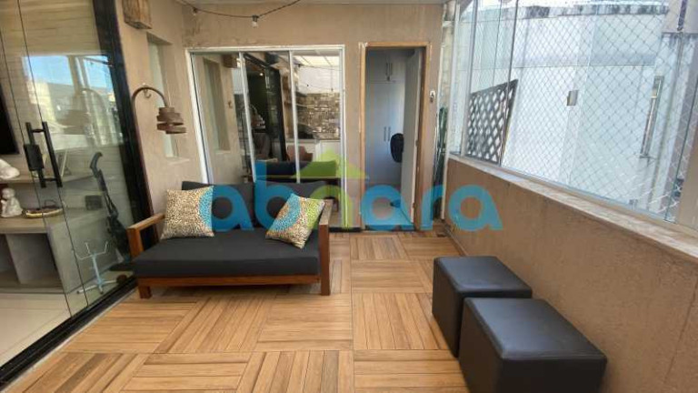 Imagem Cobertura com 2 Quartos à Venda, 83 m² em Copacabana - Rio De Janeiro Imagem Cobertura com 2 Quartos à Venda, 83 m² em Copacabana - Rio De Janeiro