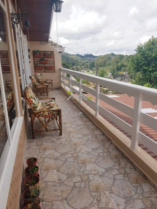 Imagem Casa com 3 Quartos à Venda, 262 m² em Vila Cristina - Campos Do Jordão Imagem Casa com 3 Quartos à Venda, 262 m² em Vila Cristina - Campos Do Jordão