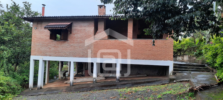 Imagem Imóvel com 2 Quartos à Venda, 120 m² em Esmeril - Campestre Imagem Imóvel com 2 Quartos à Venda, 120 m² em Esmeril - Campestre