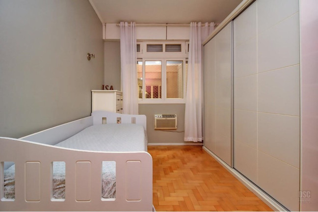 Imagem Apartamento com 2 Quartos à Venda, 96 m² em Centro Histórico - Porto Alegre Imagem Apartamento com 2 Quartos à Venda, 96 m² em Centro Histórico - Porto Alegre
