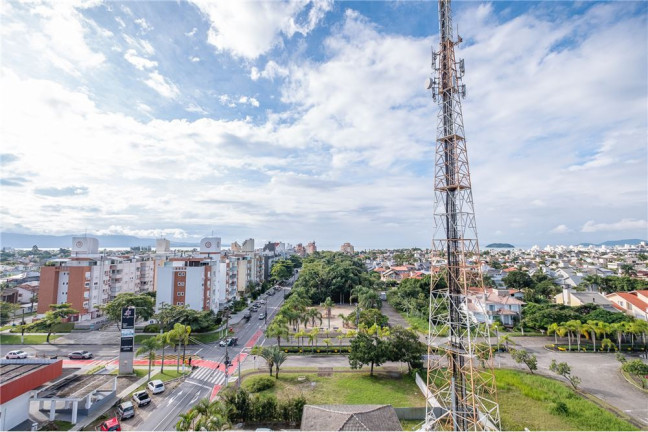 Imagem Imóvel com 2 Quartos à Venda, em Jurerê Internacional - Florianópolis Imagem Imóvel com 2 Quartos à Venda, em Jurerê Internacional - Florianópolis