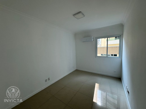 Imagem Apartamento com 4 Quartos à Venda, 114 m² em Centro - Balneário Camboriú Imagem Apartamento com 4 Quartos à Venda, 114 m² em Centro - Balneário Camboriú