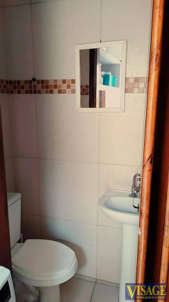 Imagem Casa com 3 Quartos à Venda, em Centro - Jacareí Imagem Casa com 3 Quartos à Venda, em Centro - Jacareí