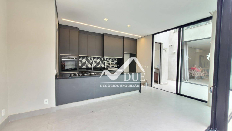 Imagem Casa com 4 Quartos à Venda, 376 m² em Ponta Da Praia - Santos Imagem Casa com 4 Quartos à Venda, 376 m² em Ponta Da Praia - Santos
