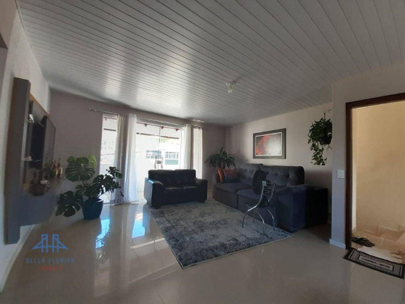Imagem Casa com 6 Quartos à Venda, 280 m² em Córrego Grande - Florianópolis Imagem Casa com 6 Quartos à Venda, 280 m² em Córrego Grande - Florianópolis