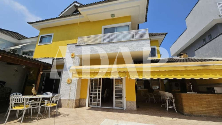Imagem Casa com 3 Quartos à Venda, 250 m² em Vargem Pequena - Rio De Janeiro Imagem Casa com 3 Quartos à Venda, 250 m² em Vargem Pequena - Rio De Janeiro