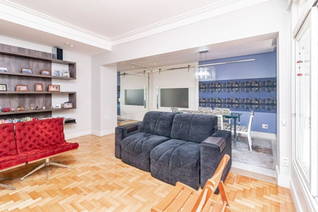 Imagem Apartamento com 3 Quartos à Venda, 110 m² em Moinhos De Vento - Porto Alegre Imagem Apartamento com 3 Quartos à Venda, 110 m² em Moinhos De Vento - Porto Alegre