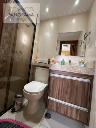 Imagem Apartamento com 3 Quartos à Venda, 63 m² em Piraporinha - Diadema