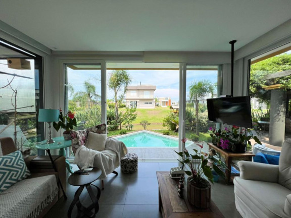 Imagem Casa com 3 Quartos à Venda, 350 m² em -- - Capao Da Canoa Imagem Casa com 3 Quartos à Venda, 350 m² em -- - Capao Da Canoa