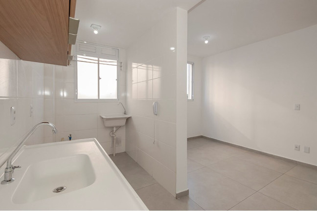 Imagem Imóvel com 2 Quartos à Venda, 43 m² em Tristeza - Porto Alegre Imagem Imóvel com 2 Quartos à Venda, 43 m² em Tristeza - Porto Alegre