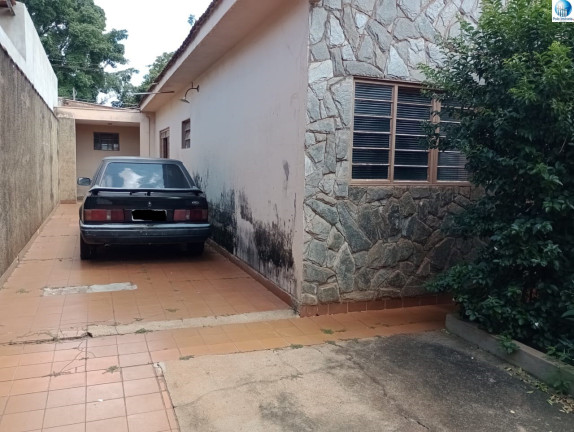 Imagem Casa com 2 Quartos à Venda, 200 m² em Adelino Simioni - Ribeirão Preto