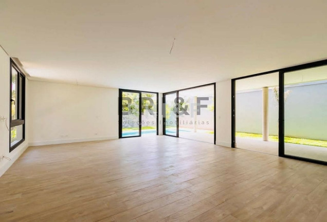 Imagem Casa com 3 Quartos à Venda, 272 m² em Moema - São Paulo Imagem Casa com 3 Quartos à Venda, 272 m² em Moema - São Paulo