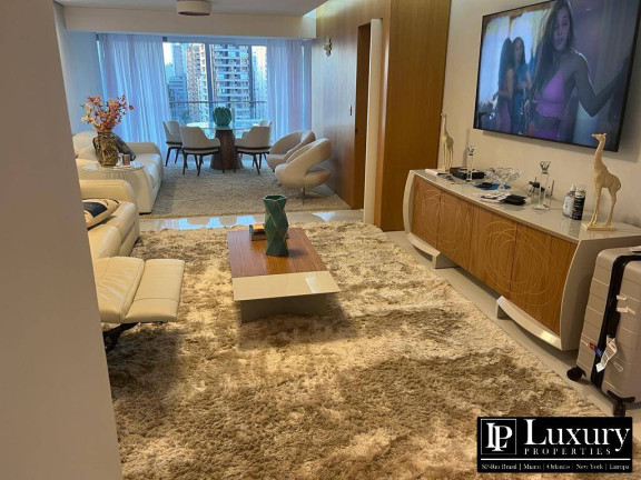 Imagem Apartamento com 3 Quartos à Venda, 180 m² em Vila Nova Conceição - São Paulo Imagem Apartamento com 3 Quartos à Venda, 180 m² em Vila Nova Conceição - São Paulo