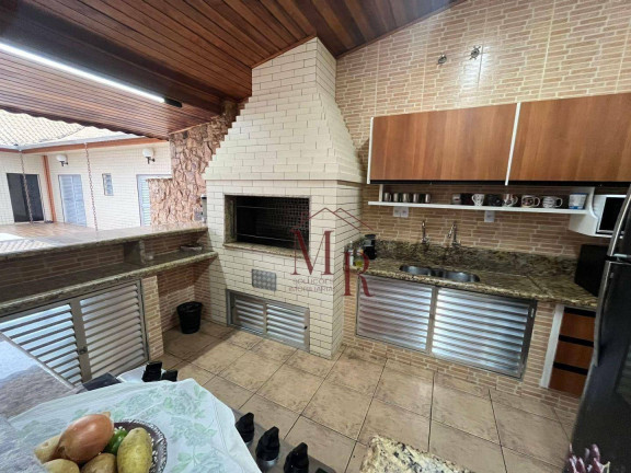 Imagem Casa com 5 Quartos à Venda, 308 m² em Canto Do Forte - Praia Grande Imagem Casa com 5 Quartos à Venda, 308 m² em Canto Do Forte - Praia Grande